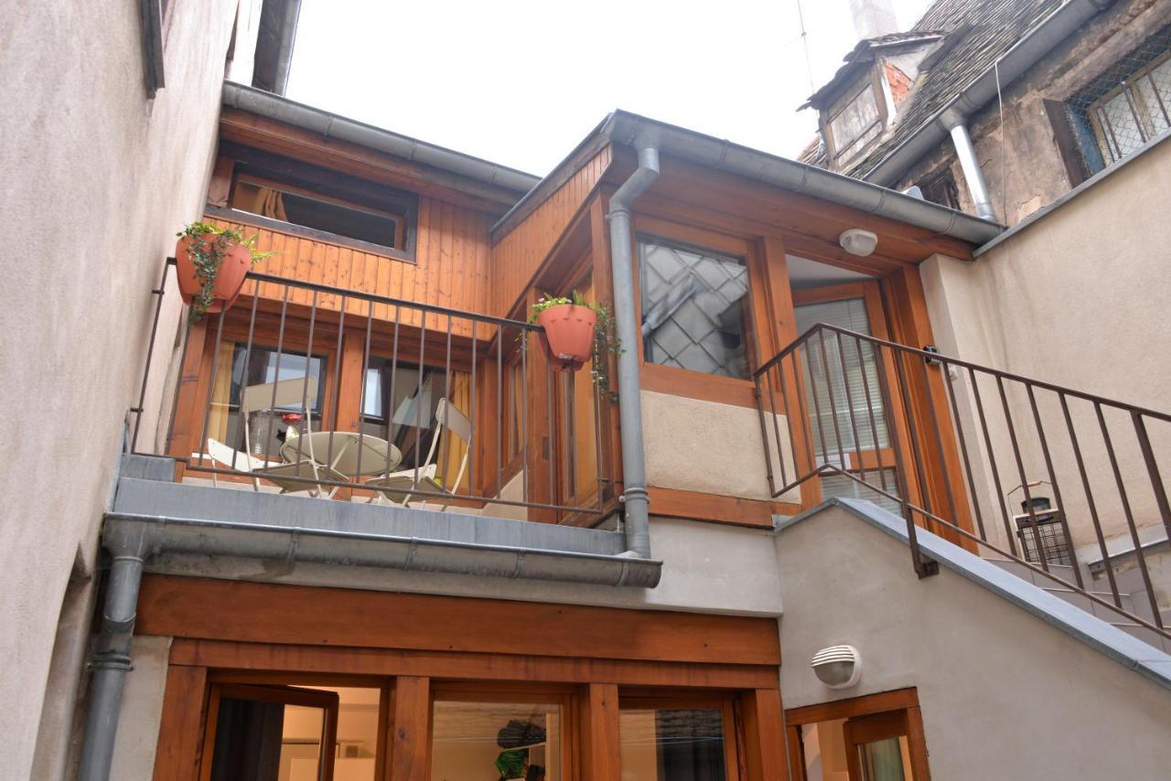 Appartement La Terrasse Sur Cour Colmar Exterior photo